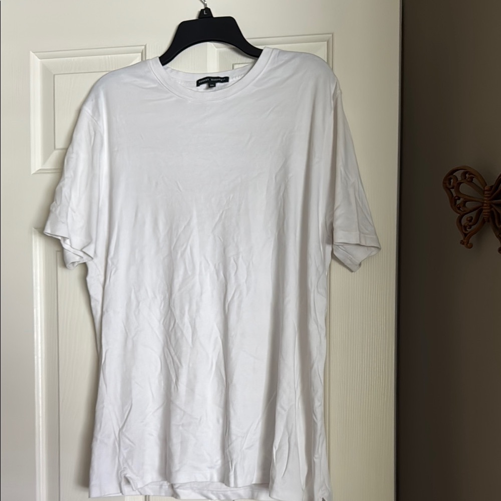 Robert Barakett White Short Sleeve Tee